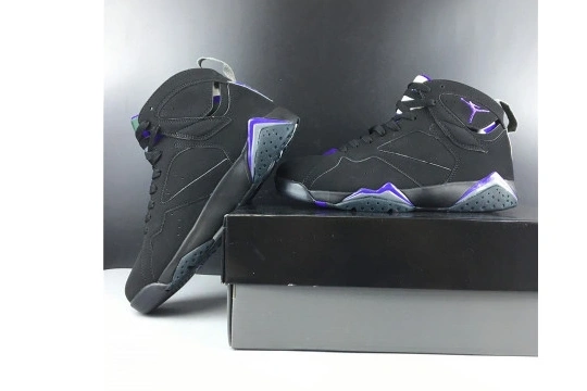 304775-053 RAY ALLEN RETRO BUCKS AIR 304775-053 JORDAN 7 0320